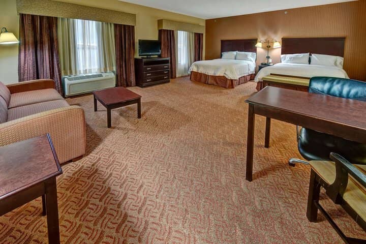 Room 22 of 45
