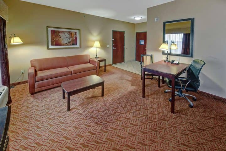Room 8 of 45