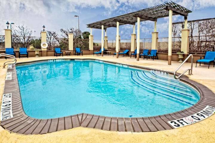 Pool 32 of 45